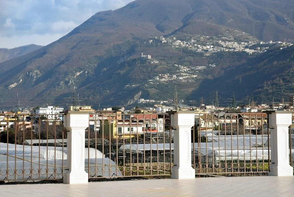 General view, B&B Le Cycas, Naples