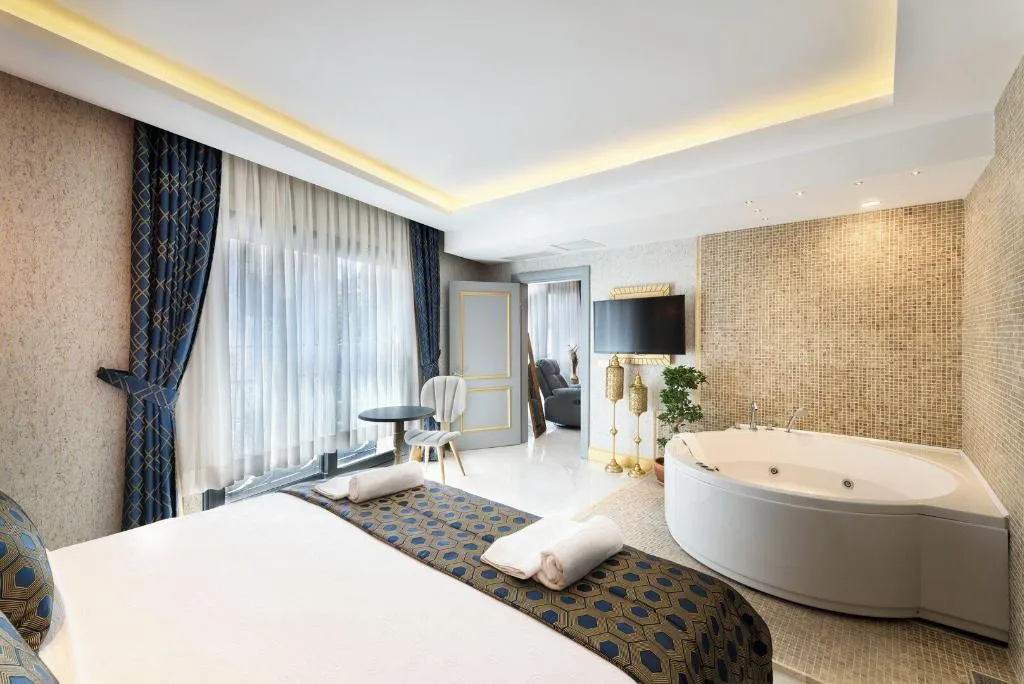 Room, Five Diamonds Hotel, Izmir