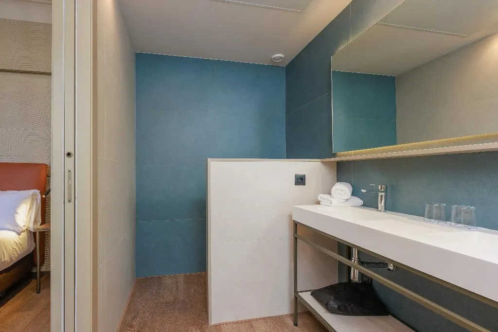 TRIPLE PREMIUM Room, Hotel Medinaceli 4*S, Barcelona