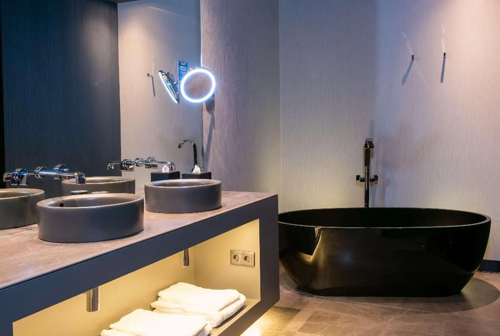 JUNIOR SUITE WITH VIEWS Room, Hilton Porto Gaia, Porto