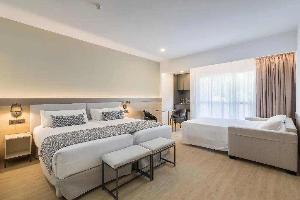 TRIPLE SUPERIOR Room, Occidental Puerto Banús, Costa Del Sol