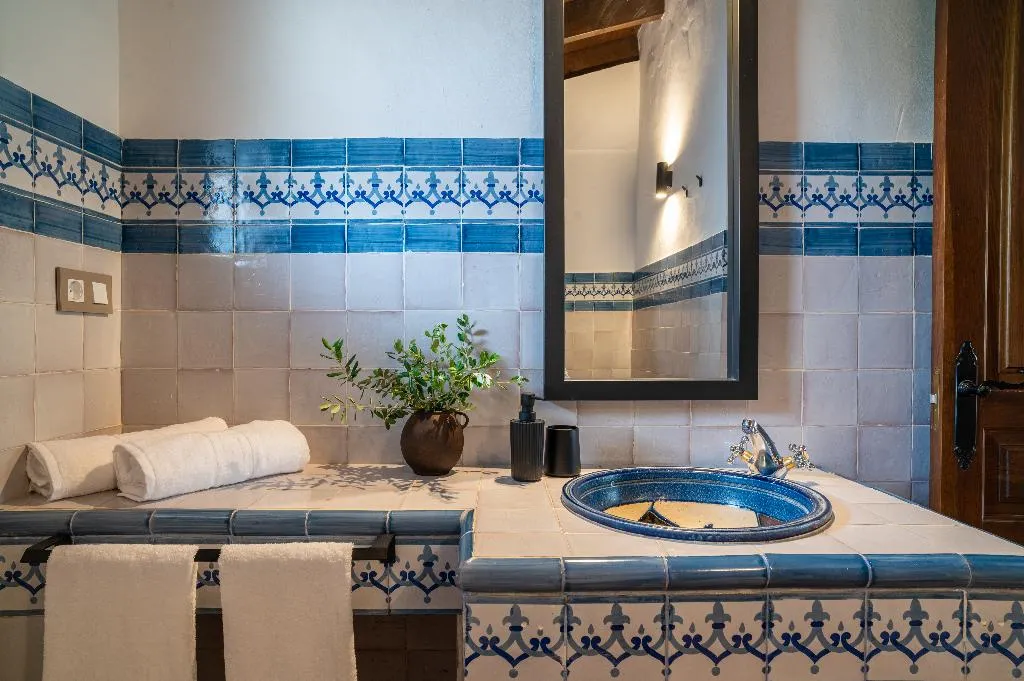APARTMENT DELUXE ONE BED Room, Málaga Sierra De Las Nieves By Real Spain Hotels, Costa Del Sol