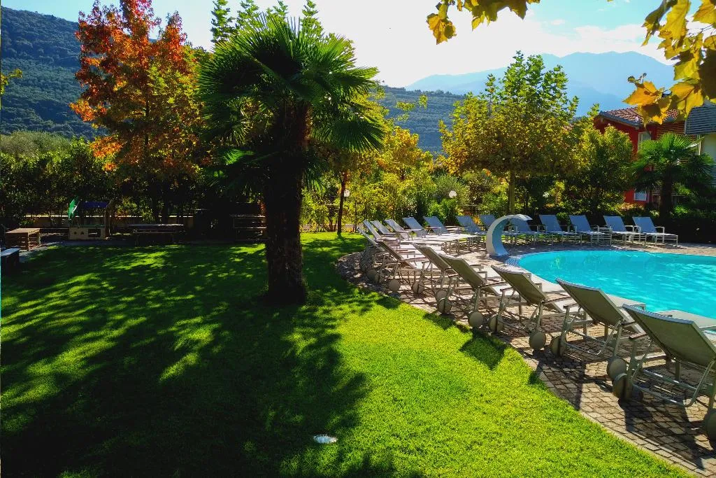 Terrace, 4 Limoni Apartment Resort, Milan