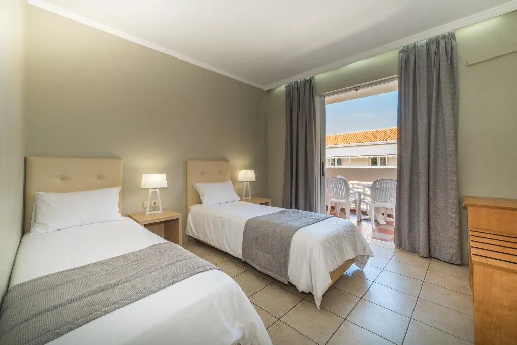 APARTMENT CAPACITY 4 Room, Xenos Kamara Beach, Zante