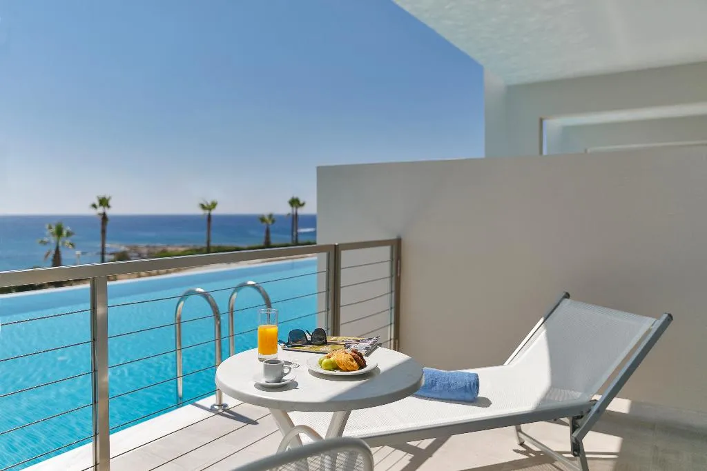 FAMILY ROOM EXECUTIVE Room, Rodos Princess Beach Hotel, Rhodes