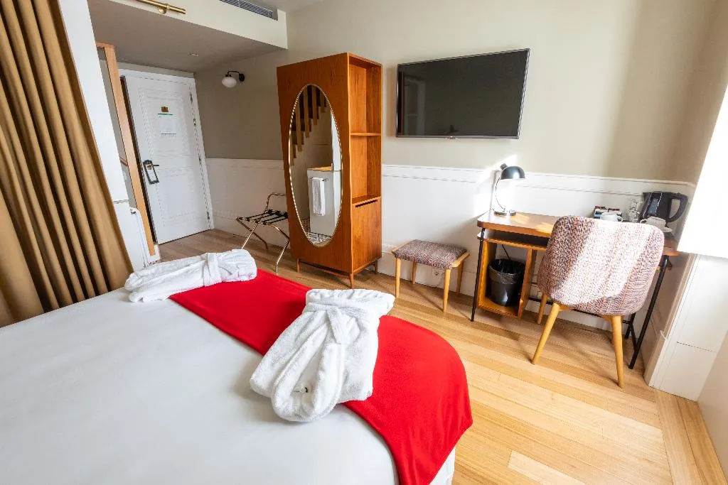 FAMILY ROOM STANDARD Room, Porto AS 1829 Hotel, Porto