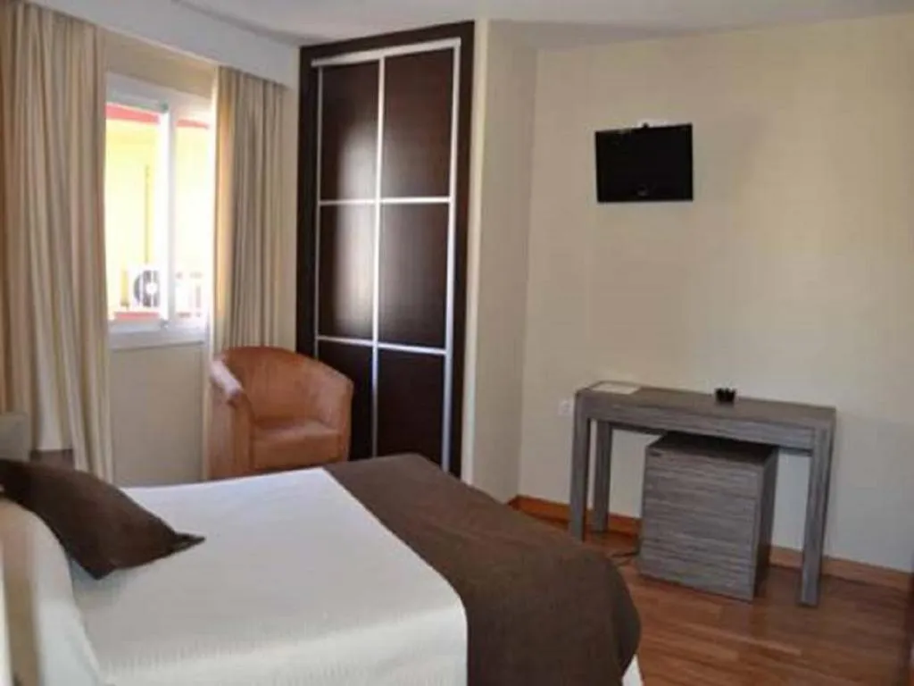 DOUBLE SINGLE USE STANDARD Room, Costamar, Costa Del Sol