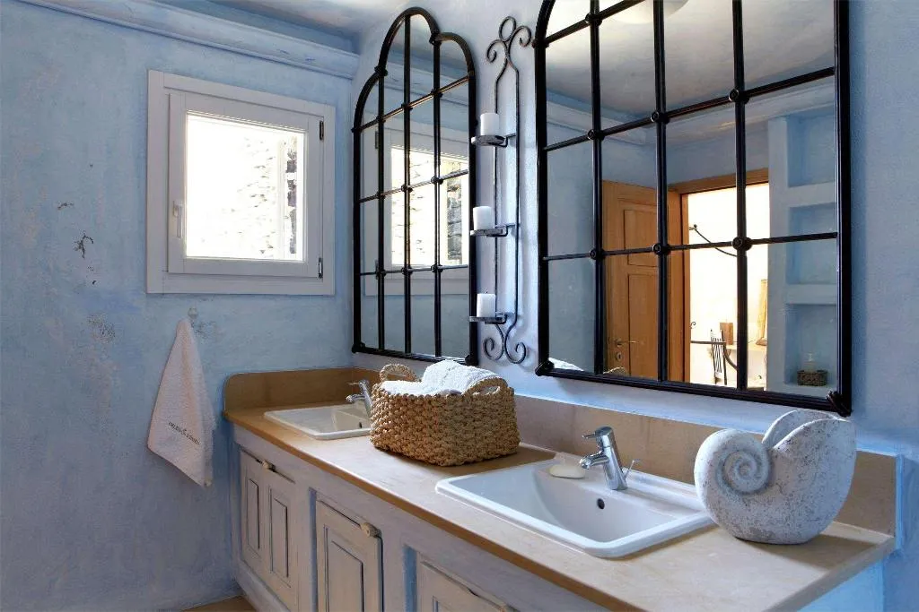 Room, Diles & Rinies, Mykonos