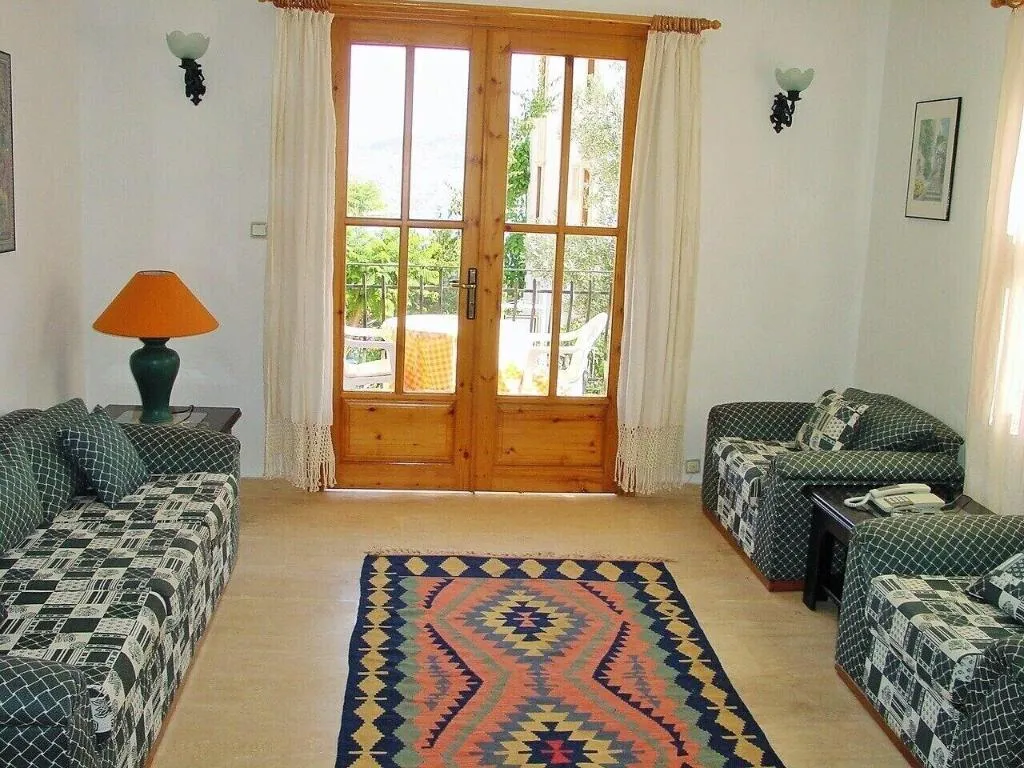 Room, Dionysia, Antalya
