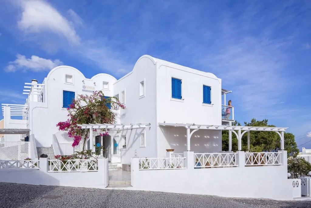 General view, Loizos Apartments, Santorini