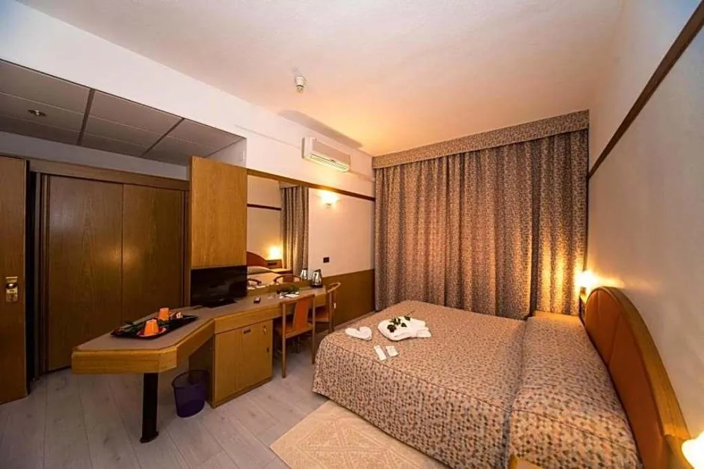 General view, New Petit Hotel, Alghero