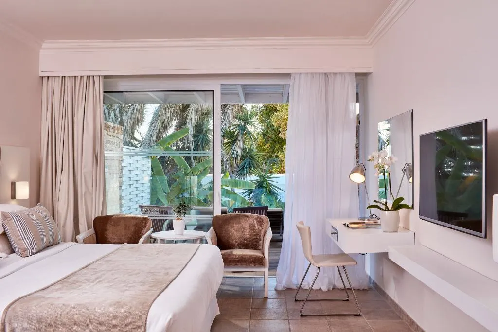 BUNGALOW STANDARD Room, Grecian Bay, Cyprus