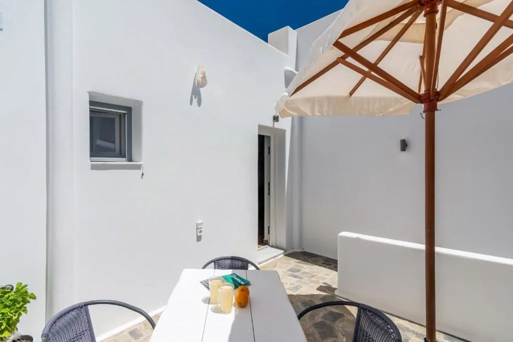 STUDIO CAPACITY 2 Room, Island Dreams, Santorini