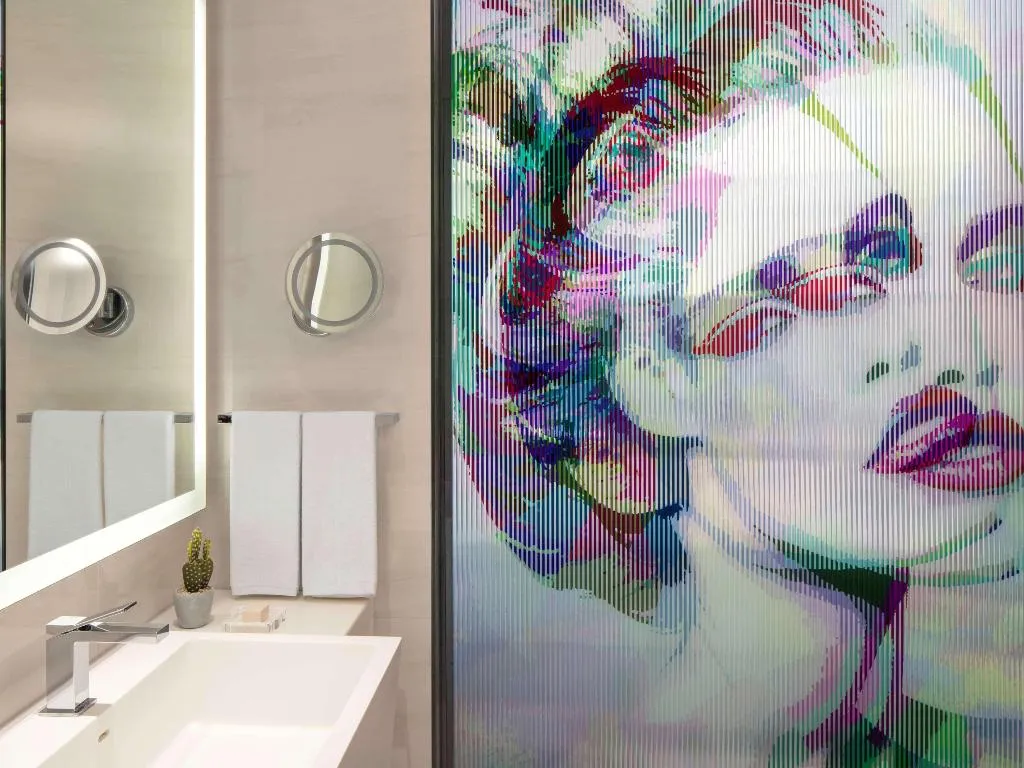 STUDIO WITH BALCONY Room, SLS Dubai Hotel & Residences, Dubai