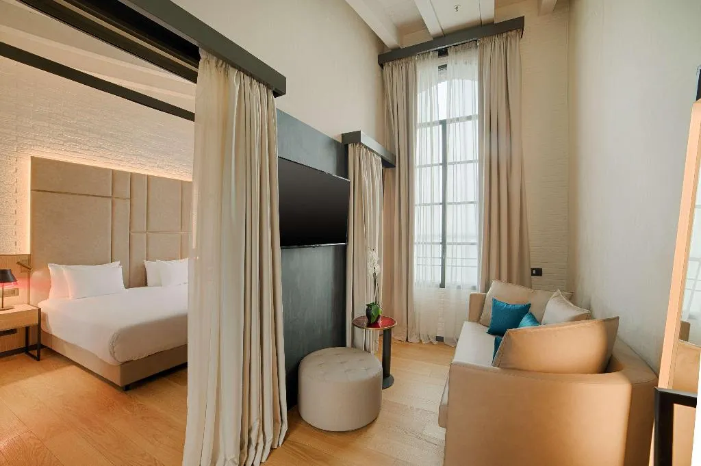 SUITE STANDARD Room, NH Collection Venezia Murano Villa, Venice