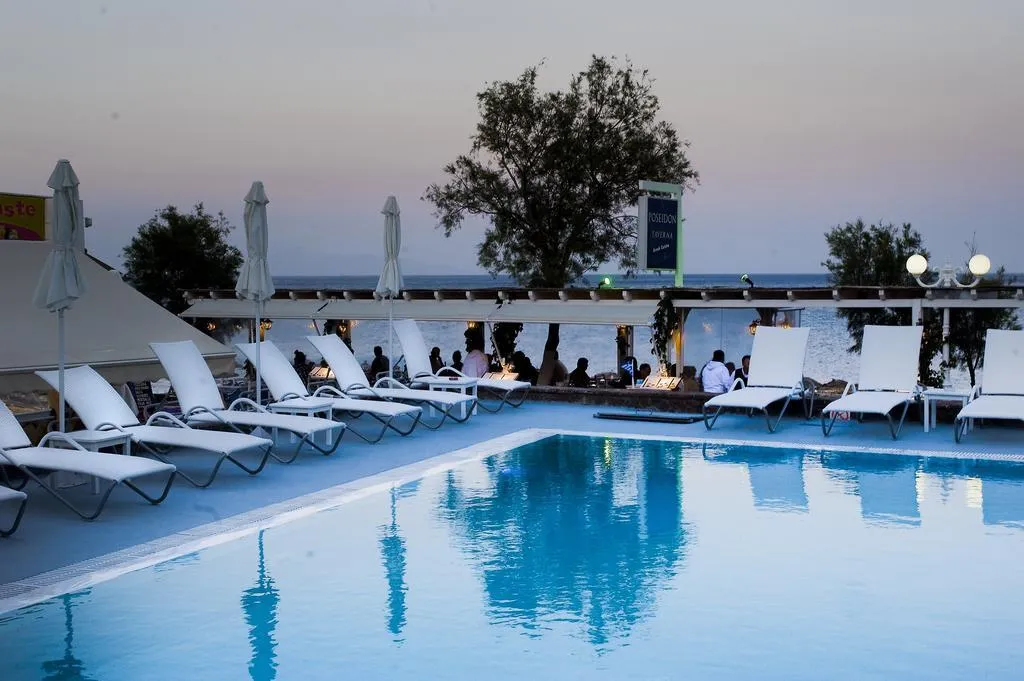 Pool, Poseidon Beach Hotel, Santorini