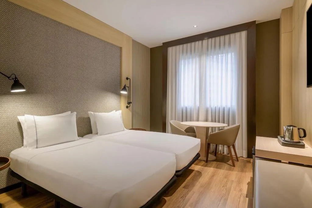 Room, AC Valencia, Valencia