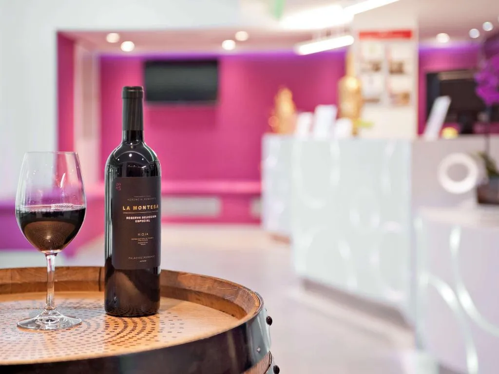 Sports and Entertainment, Ibis Styles Madrid Prado, Madrid