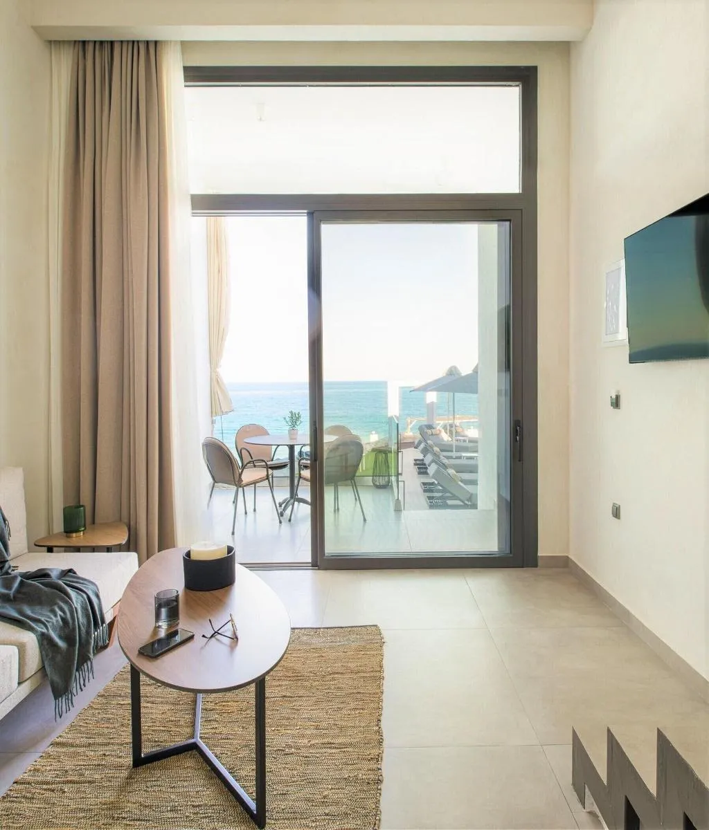 Room, Akrotiri Olympus Luxury Suites, Thessaloniki
