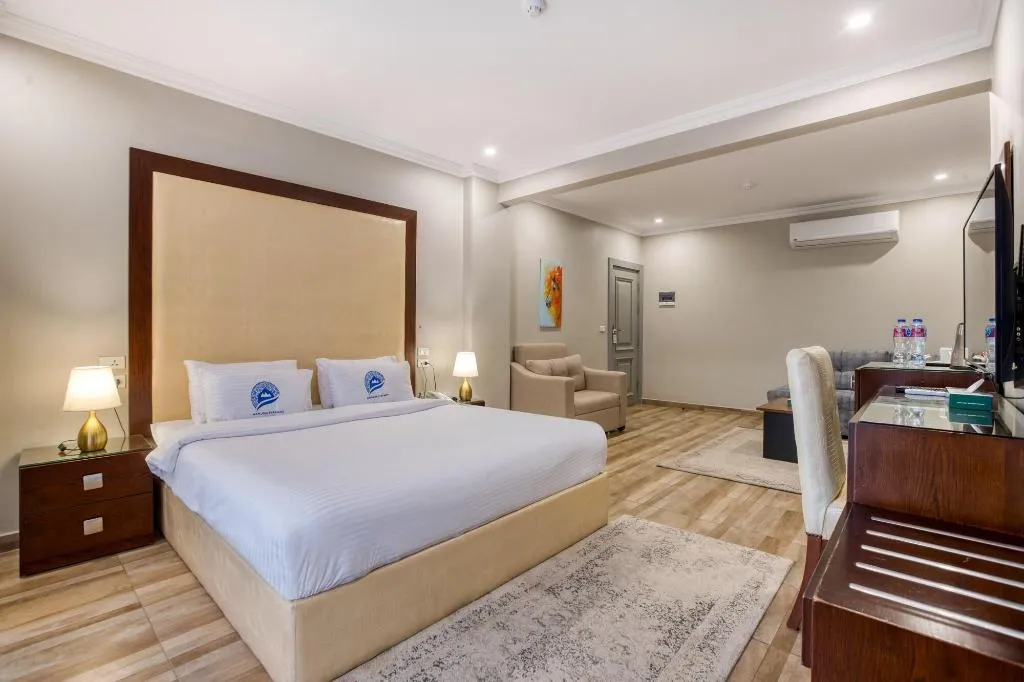 Room, Mamluk Pyramids Hotel, Cairo