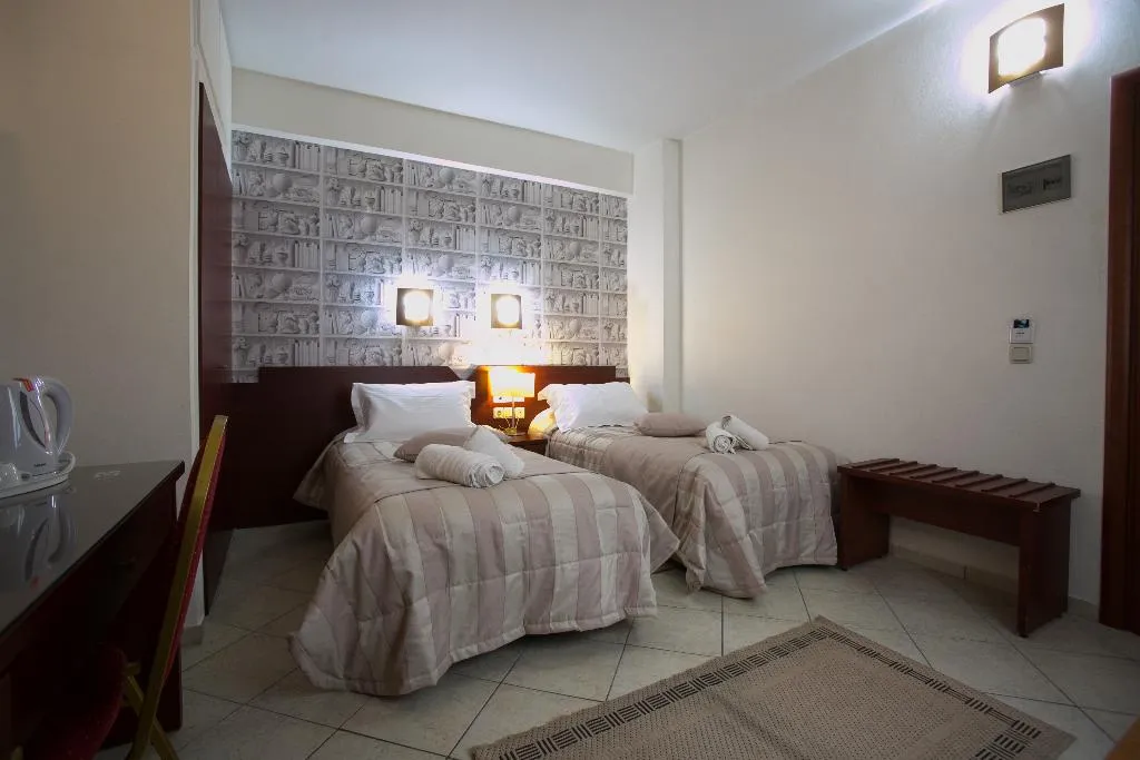 DOUBLE WITHOUT BALCONY Room, City Life Port Hotel, Crete