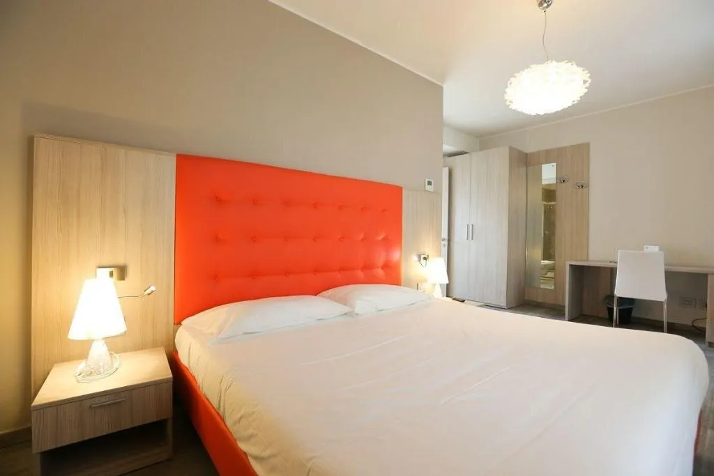 Room, Amalia Bakery Home, Milan