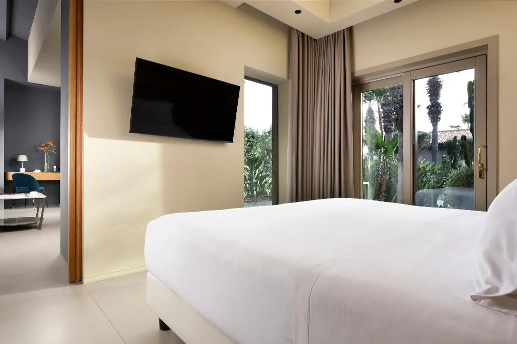 FAMILY ROOM WITH TERRACE Room, Minareto, Catania