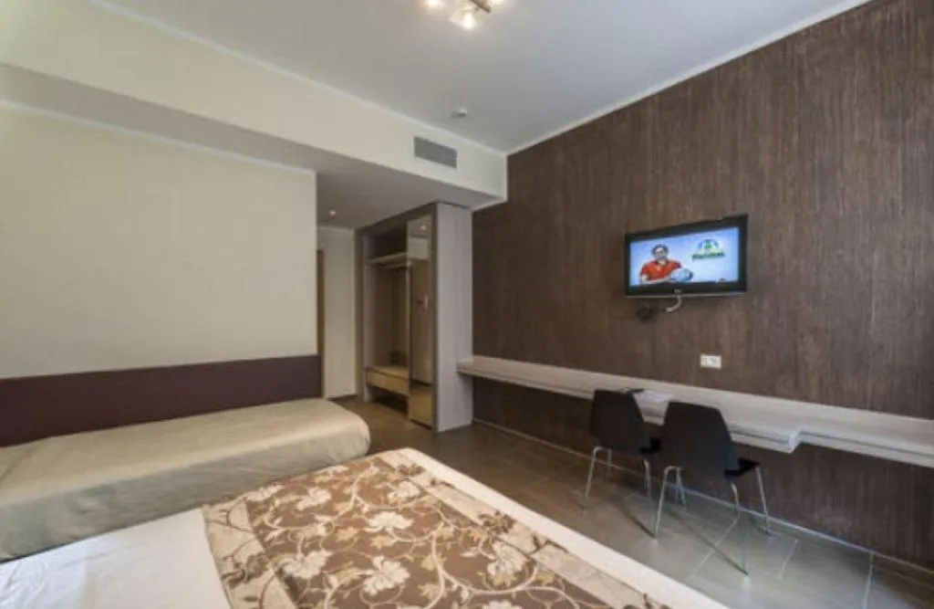 TWIN STANDARD Room, California, Rome