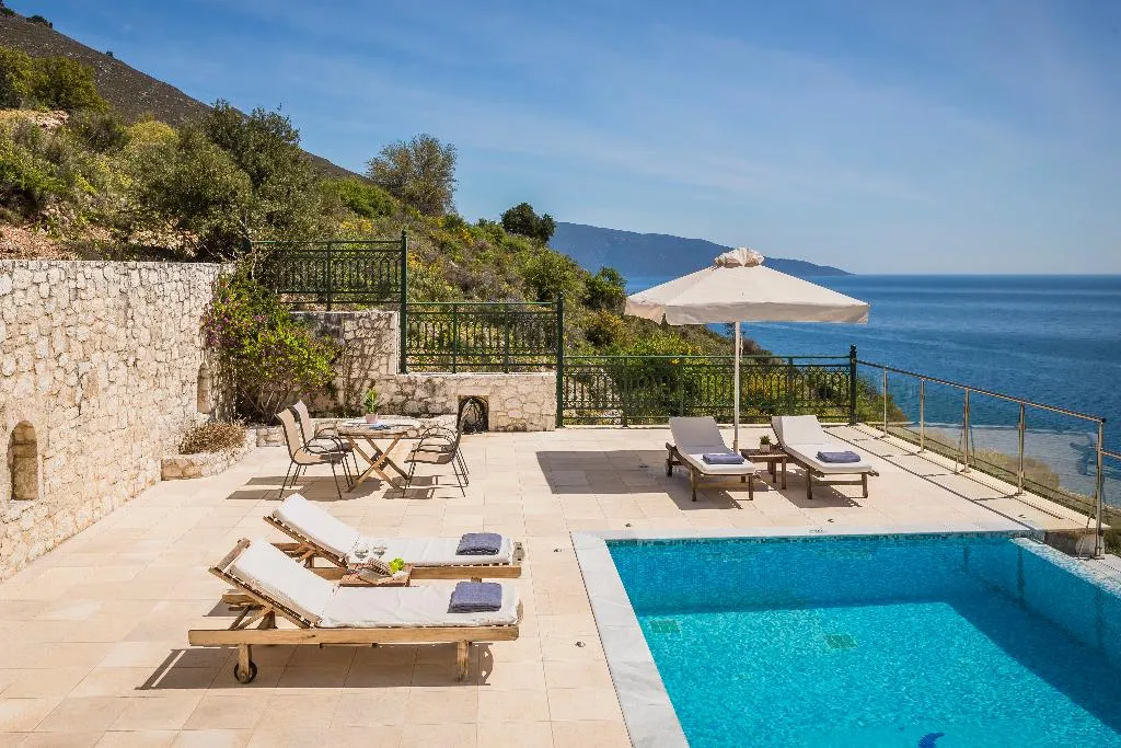 VILLA ONE BEDROOM Room, Kefalonia Bay Palace by GHH, Kefallinia