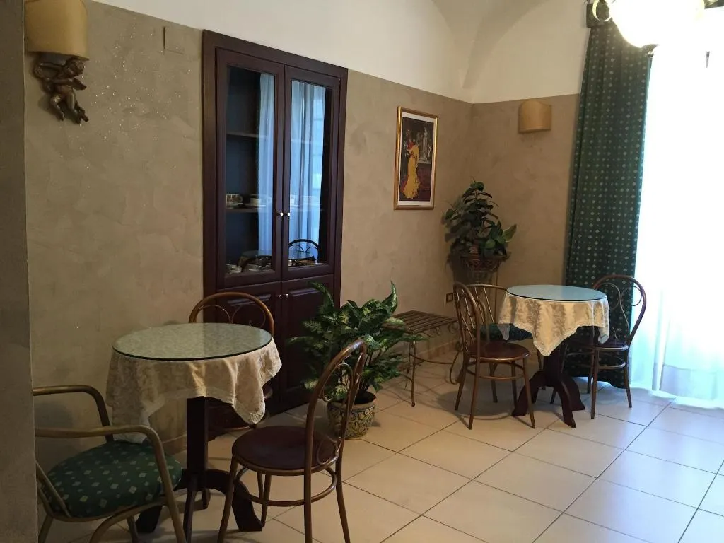 Lobby, Hotel Centrale Europa, Catania