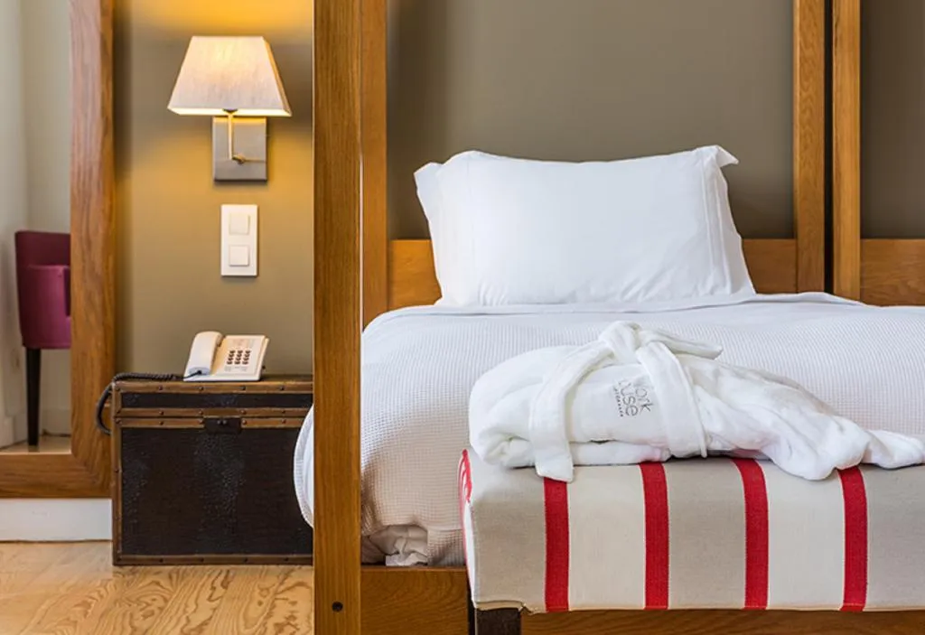 JUNIOR SUITE STANDARD Room, York House Hotel, Lisbon