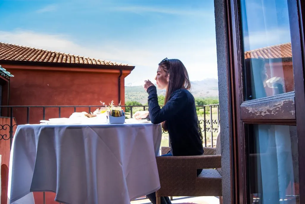 Room, Picciolo Etna Golf Resort & Spa, Curio Collection, Catania