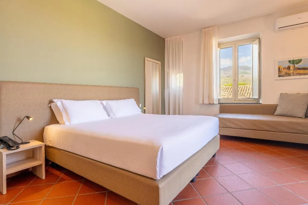 TWIN WITH BALCONY Room, Picciolo Etna Golf Resort & Spa, Curio Collection, Catania