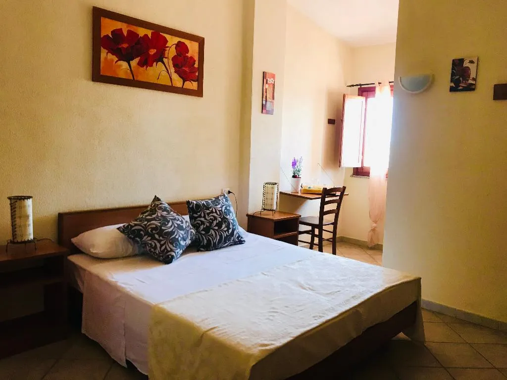 Double or Twin STANDARD Room, Hotel Velasole, Olbia