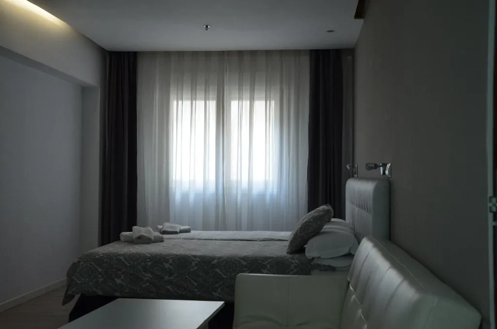 DOUBLE SUPERIOR Room, Boutique Urban Madrid Serrano, Madrid