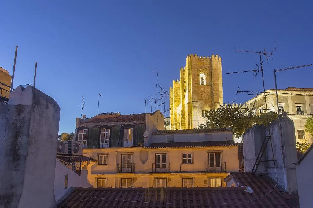 Room, Emporium Lisbon Suites, Lisbon