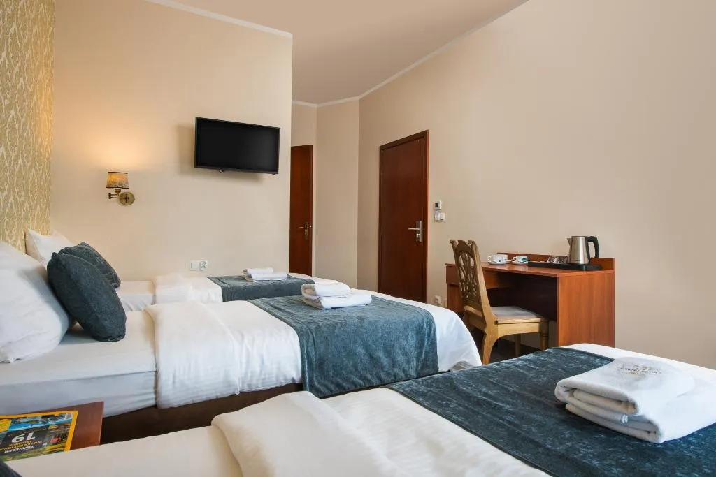 TRIPLE STANDARD Room, Globus Aparthotel, Krakow