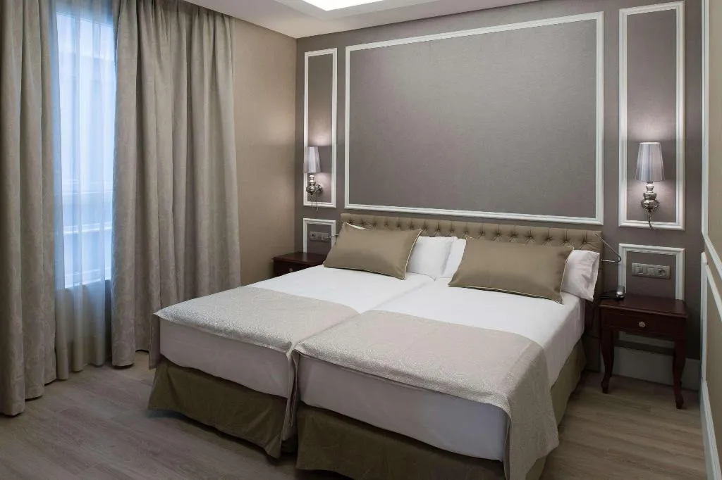 Room, Catalonia Passeig de Gracia, Barcelona