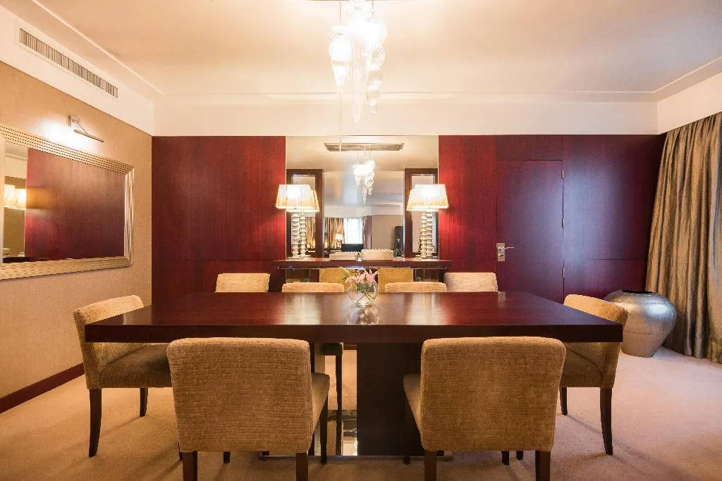 SUITE Presidential Room, Crowne Plaza Porto, Porto