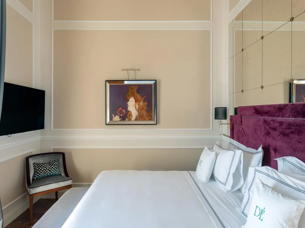 DOUBLE SUPERIOR SEA VIEW Room, Grand Hotel Des Étrangers, Catania