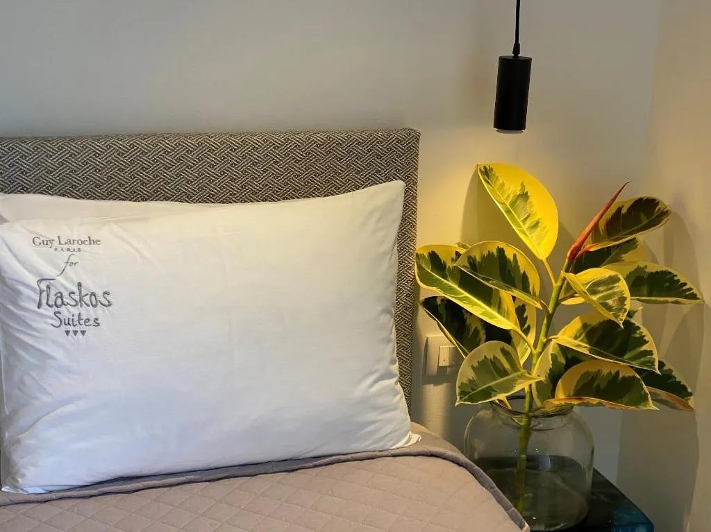 Room, Flaskos Suites, Mykonos