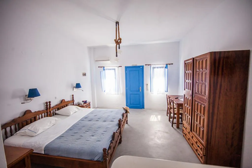 Room, Laokasti Villas, Santorini