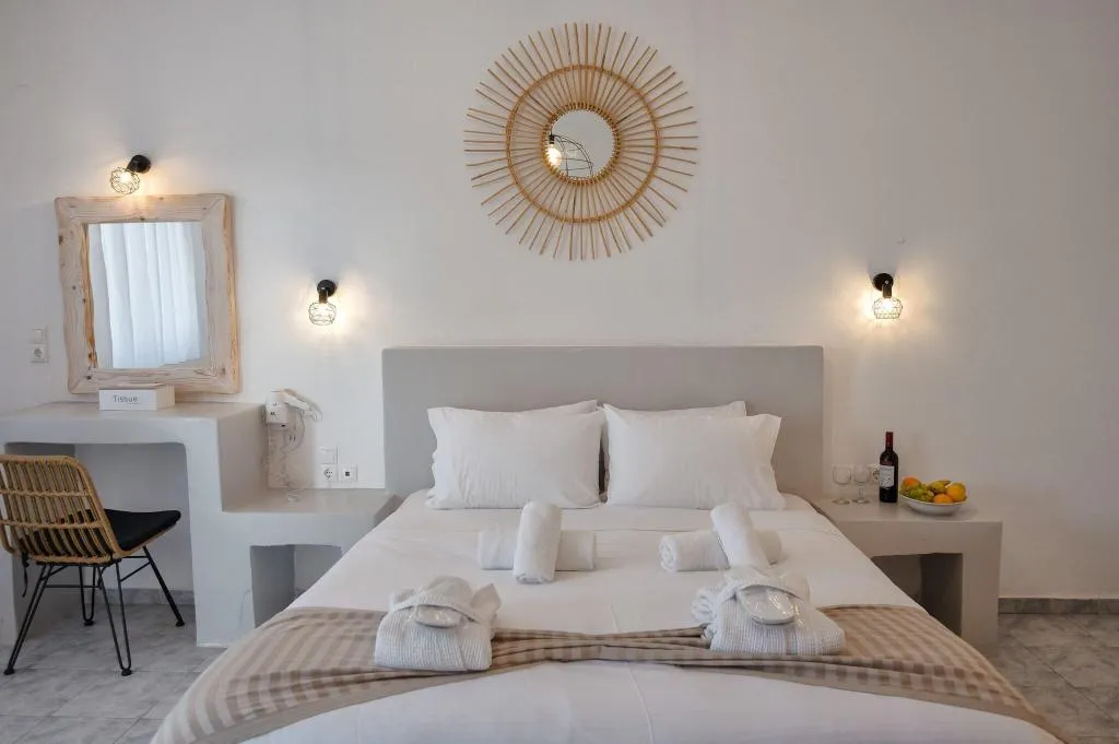 Room, Aspro Phos, Santorini