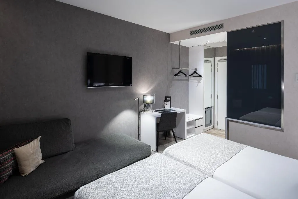 TWIN STANDARD Room, Catalonia Gran Via BCN, Barcelona