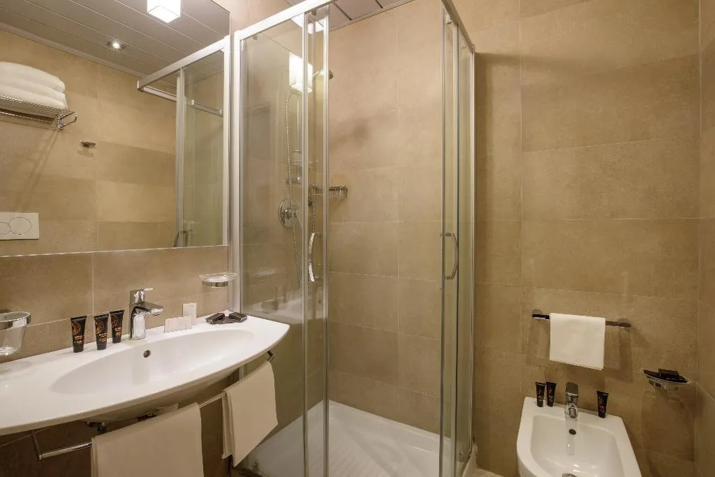 TRIPLE SUPERIOR Room, Grand Hotel Fleming, Rome