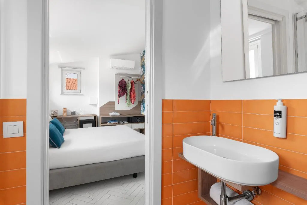 DOUBLE SUPERIOR ONE BEDROOM Room, Palazzo Tasso, Naples