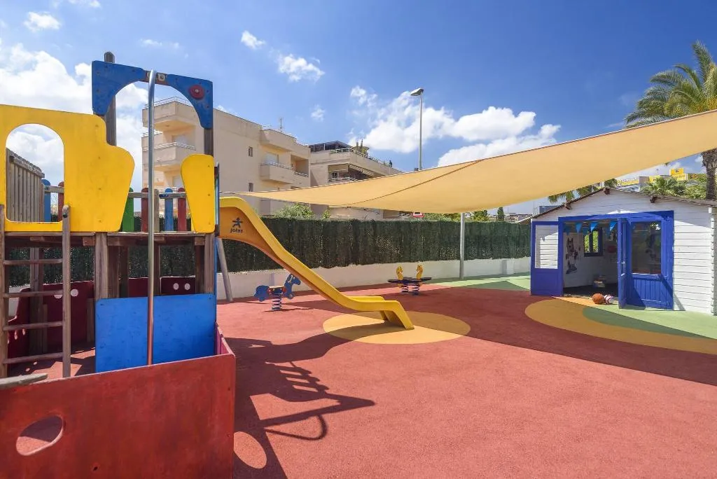 Sports and Entertainment, Tropic Garden, Ibiza