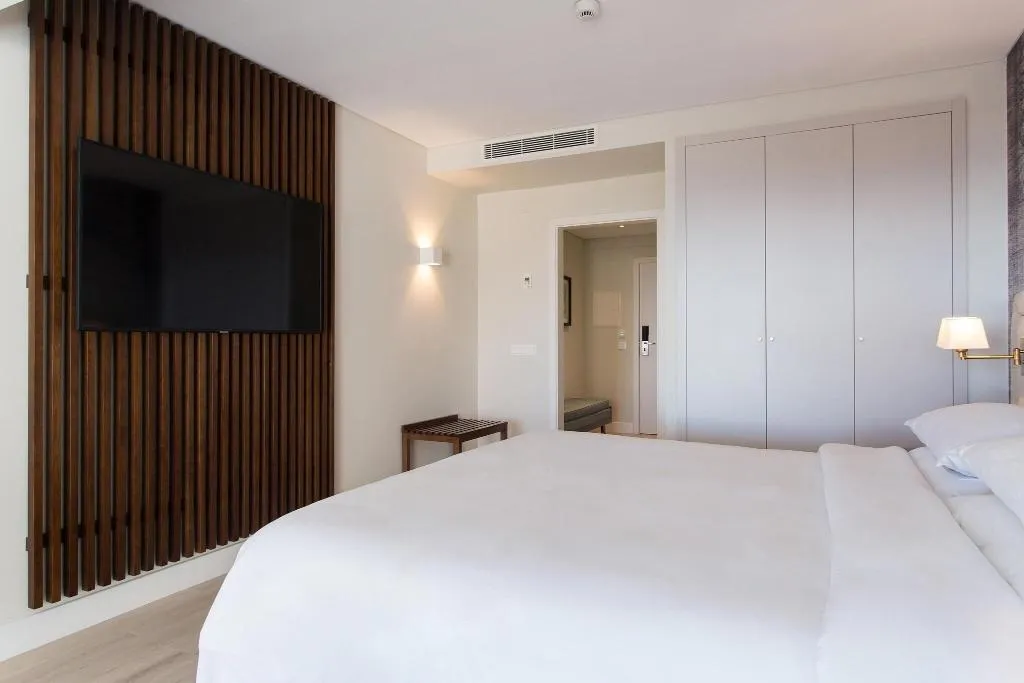 Pool, Four Points By Sheraton Sesimbra, Lisbon