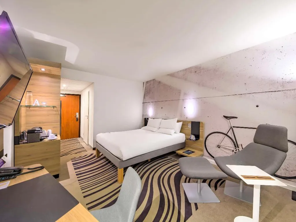 DOUBLE QUEEN SIZE BED Room, Novotel Krakow Centrum, Krakow
