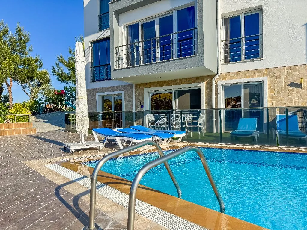 APARTMENT TWO BEDROOMS TWO BATHROOMS Room, Lavender Residence, Izmir